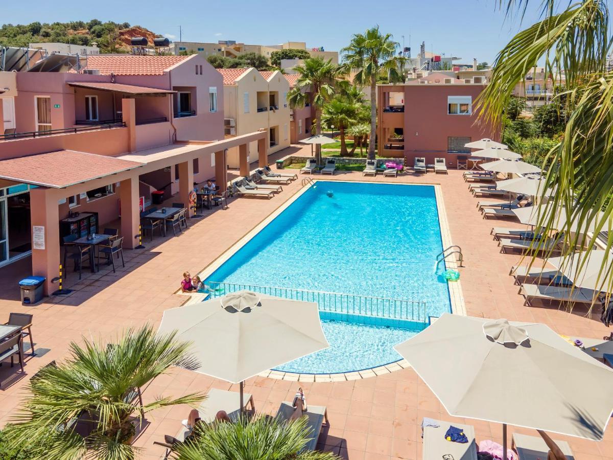 Theos Holidays Appart hôtel *